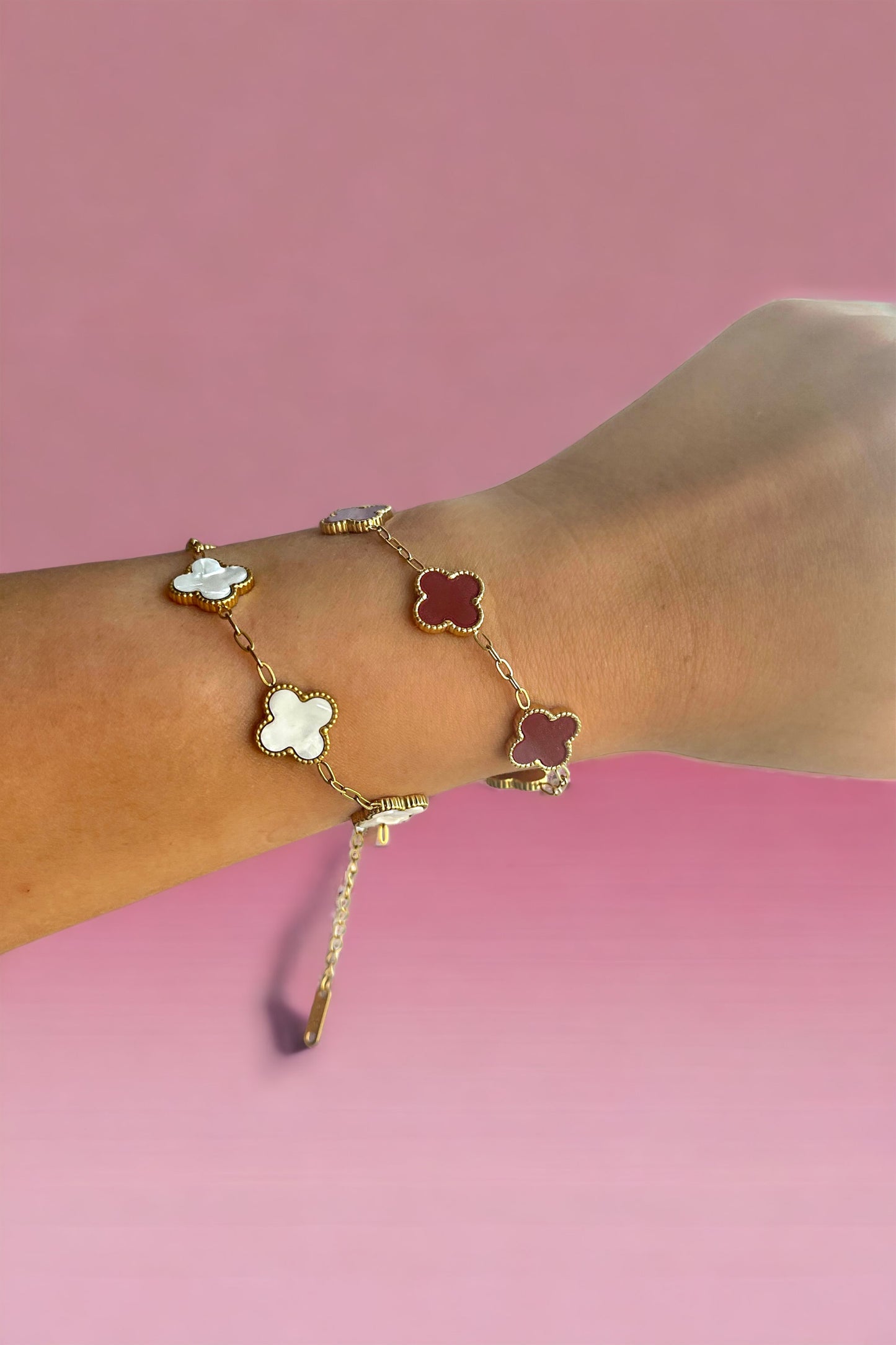 Clover Bracelet in White Marble