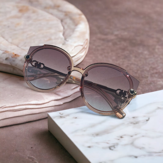 Lisbon Sunglasses in Tinted Pink