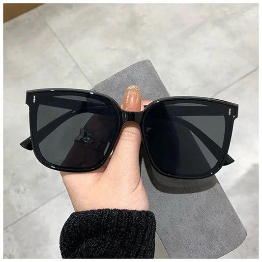 Miami Sunglasses in Black